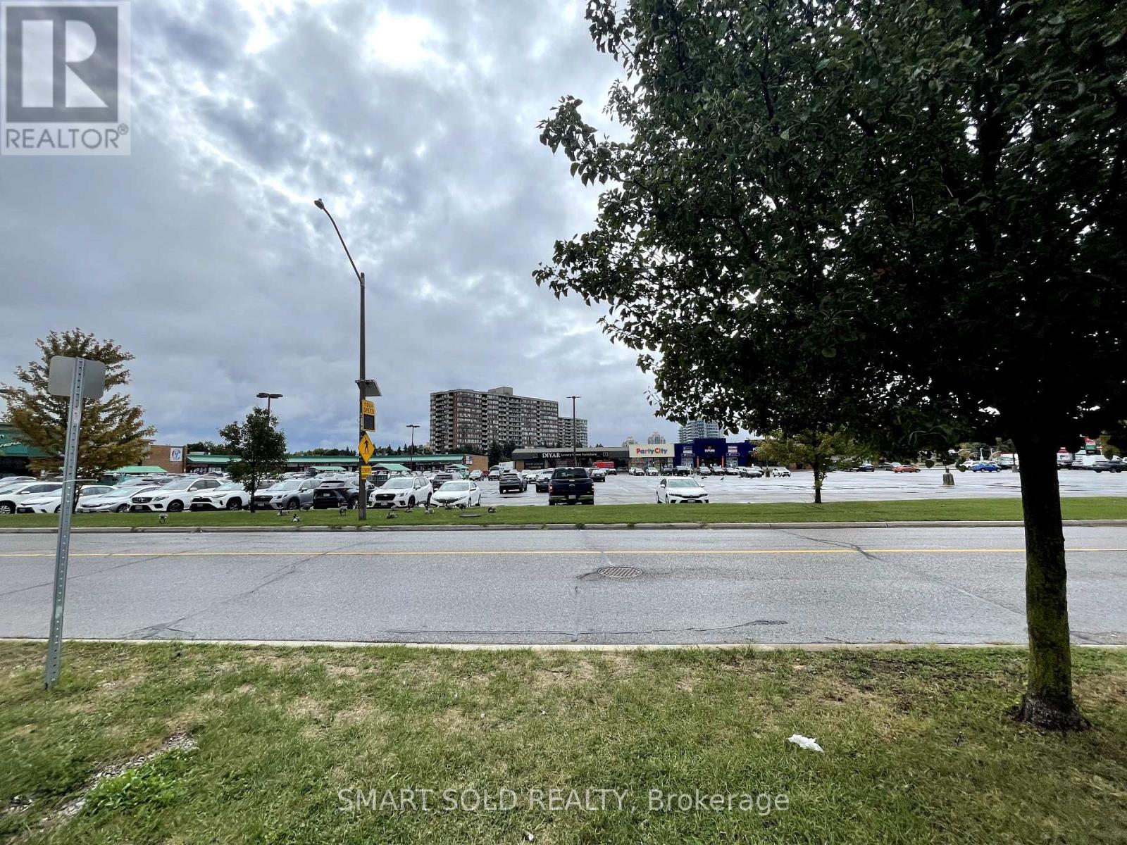 8 - 9631 Yonge Street, Richmond Hill, Ontario  L4C 1V7 - Photo 15 - N12384310