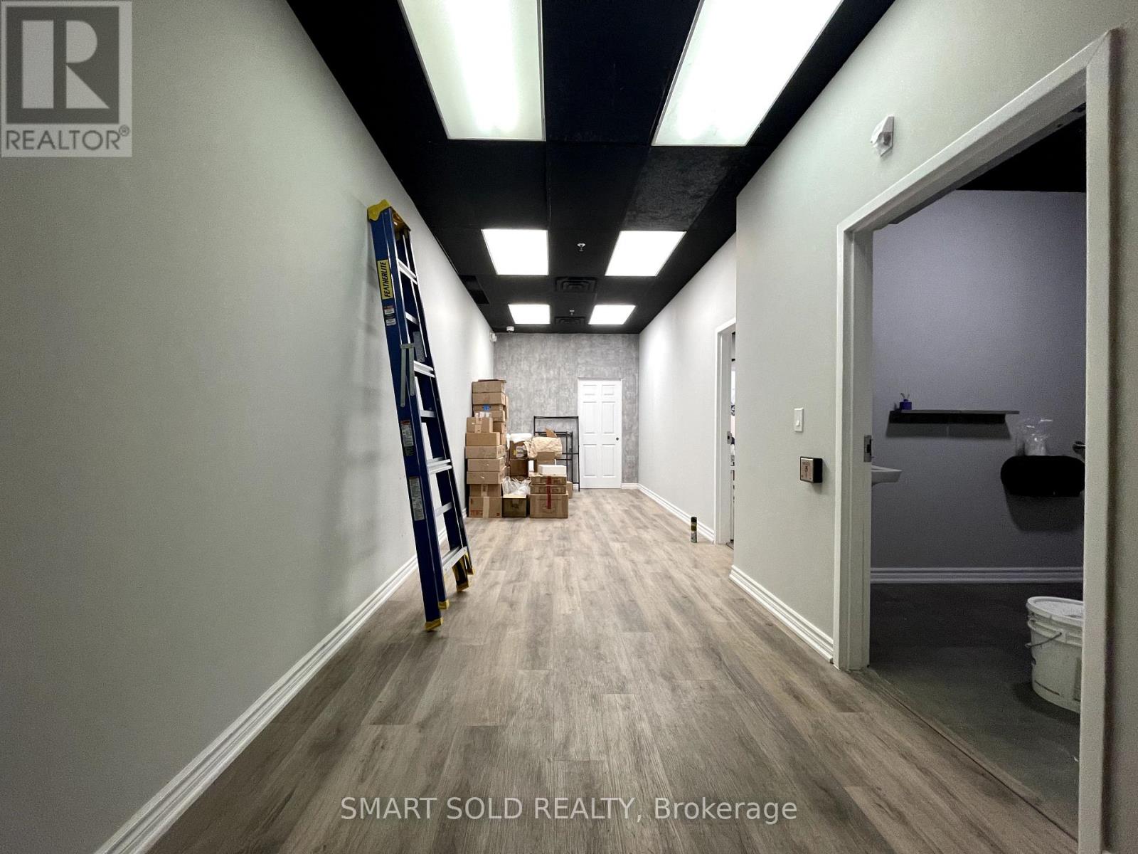 8 - 9631 Yonge Street, Richmond Hill, Ontario  L4C 1V7 - Photo 9 - N12384310