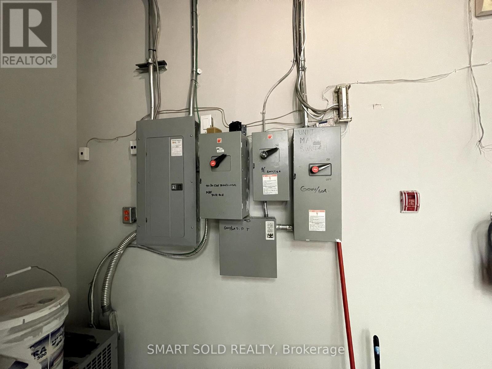 8 - 9631 Yonge Street, Richmond Hill, Ontario  L4C 1V7 - Photo 13 - N12384310