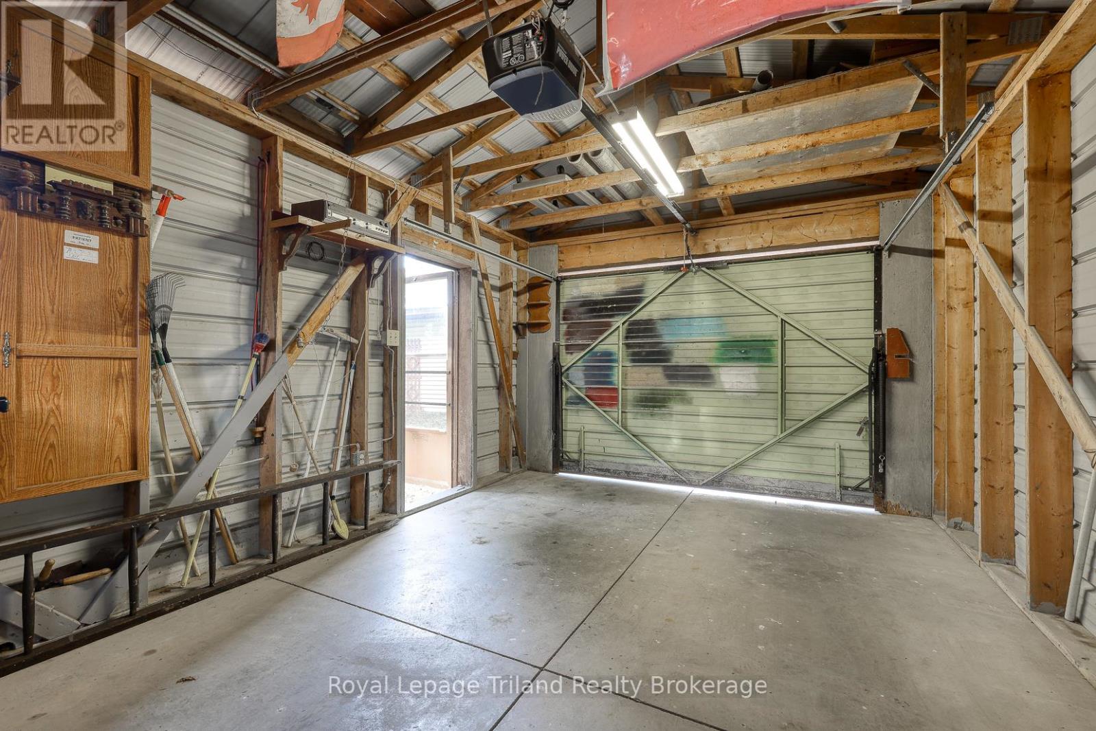 146 Whiting Street, Ingersoll, Ontario  N5C 3B3 - Photo 24 - X12560470