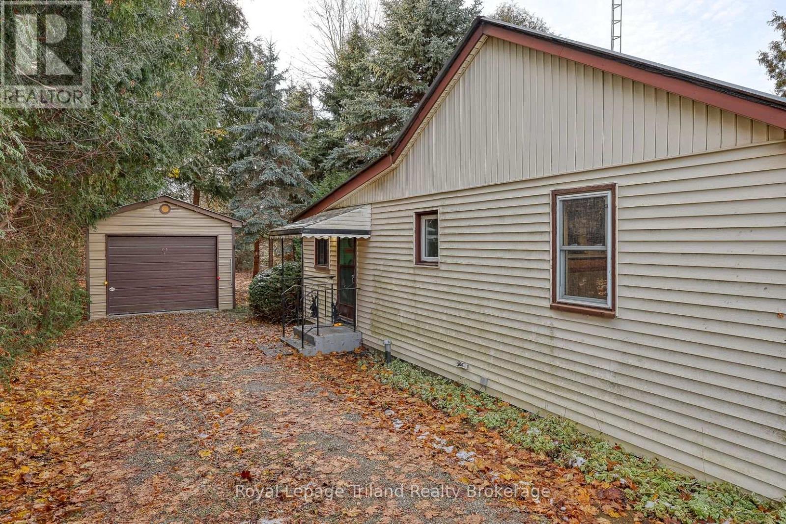 146 Whiting Street, Ingersoll, Ontario  N5C 3B3 - Photo 7 - X12560470