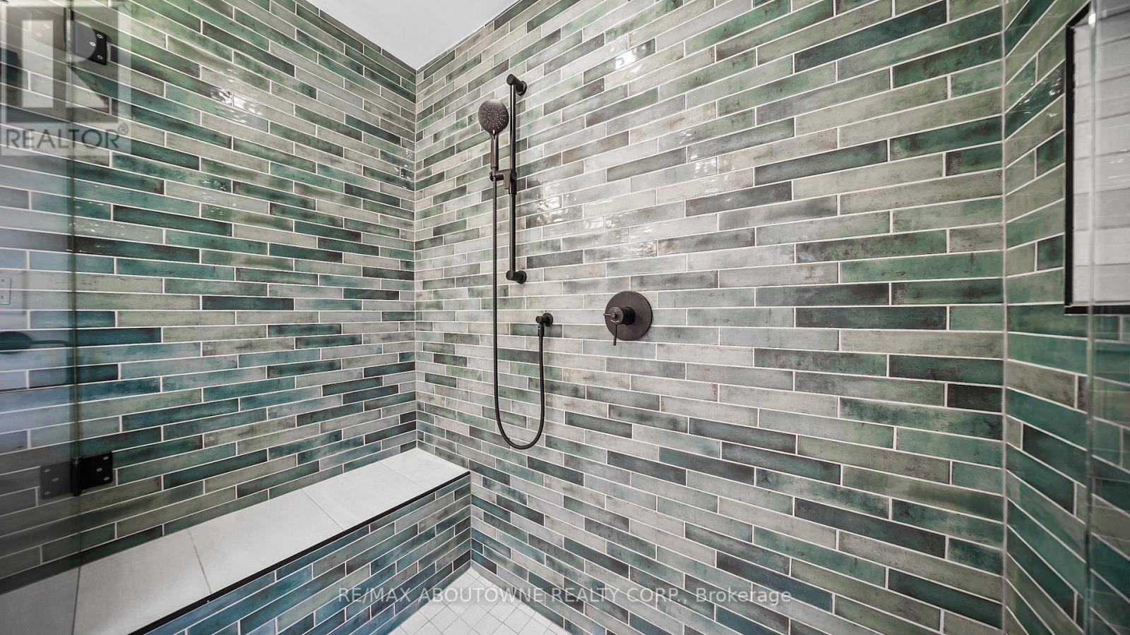 708 Wilson Street, Hamilton, Ontario  L8L 1V6 - Photo 24 - X12484358