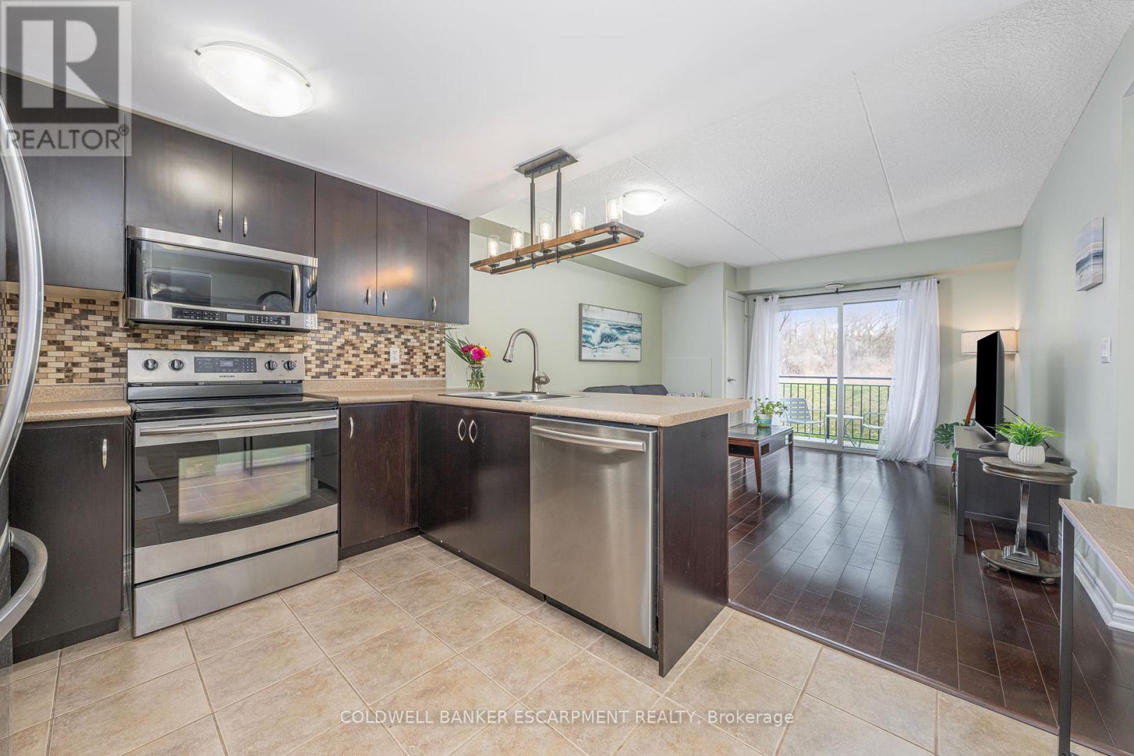 109 - 43 Goodwin Drive, Guelph, Ontario  N1L 0E8 - Photo 11 - X12560166