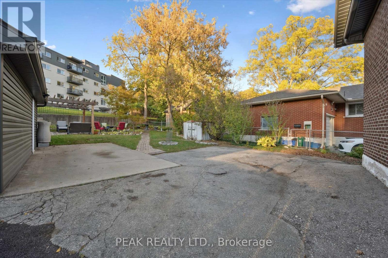 482 Wellington Street N, Kitchener, Ontario  N2H 5L5 - Photo 27 - X12560174