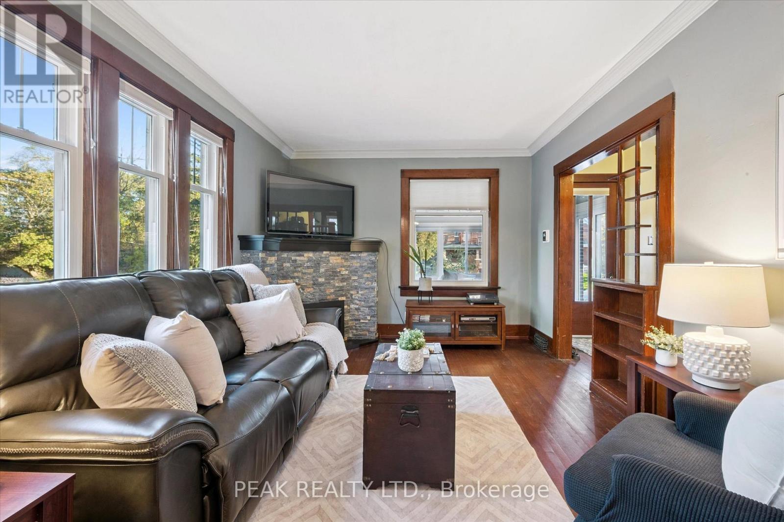 482 Wellington Street N, Kitchener, Ontario  N2H 5L5 - Photo 7 - X12560174