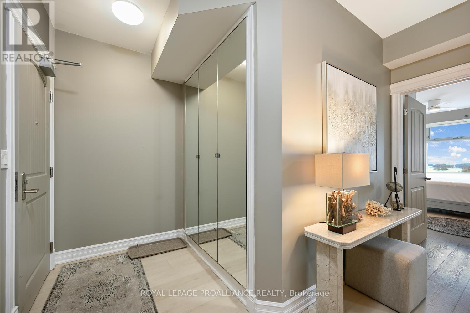 1004 - 15 St Andrew Street, Brockville, Ontario  K6V 0E8 - Photo 4 - X12560458