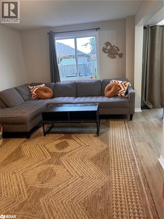 Property at 13 LEE Crescent image 5