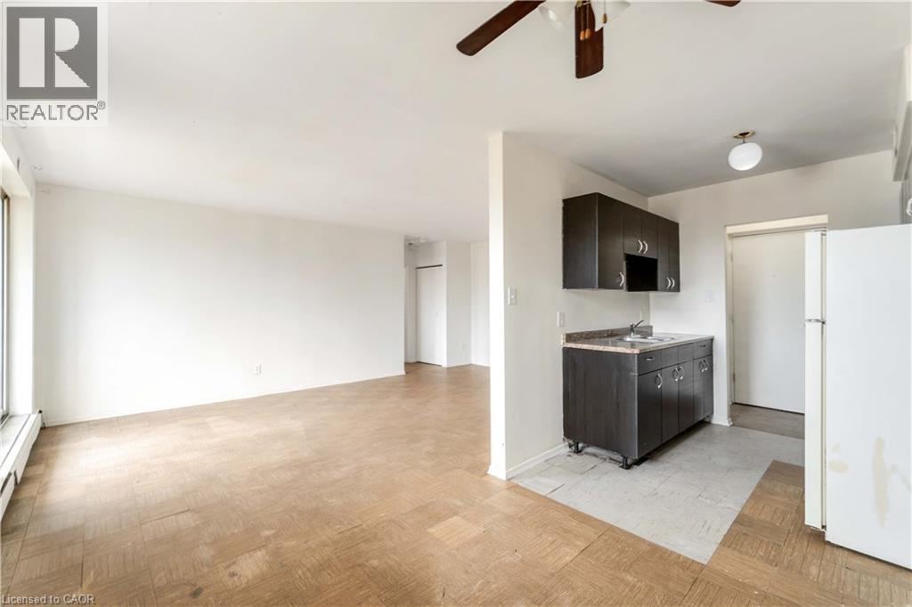 269 Parkdale Avenue N Unit# 403, Hamilton, Ontario  L8H 5X6 - Photo 11 - 40770994