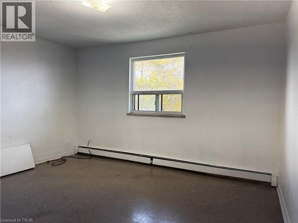 269 Parkdale Avenue N Unit# 403, Hamilton, Ontario  L8H 5X6 - Photo 9 - 40770994