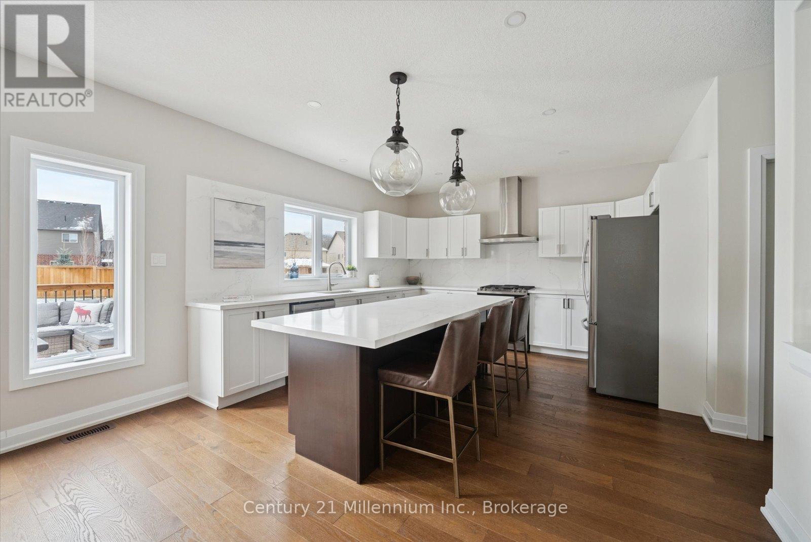 14 Spencer Street, Collingwood, Ontario L9Y 3B7 - Photo 10 - S12560370