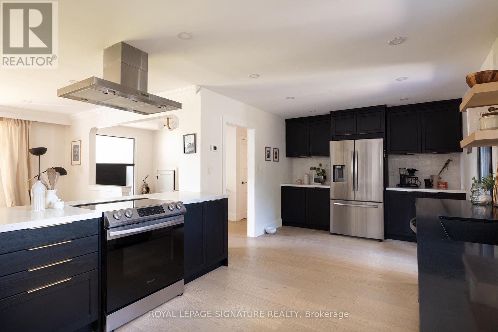 3495 Riverspray Crescent, Mississauga, Ontario  L4Y 3M6 - Photo 3 - W12559924