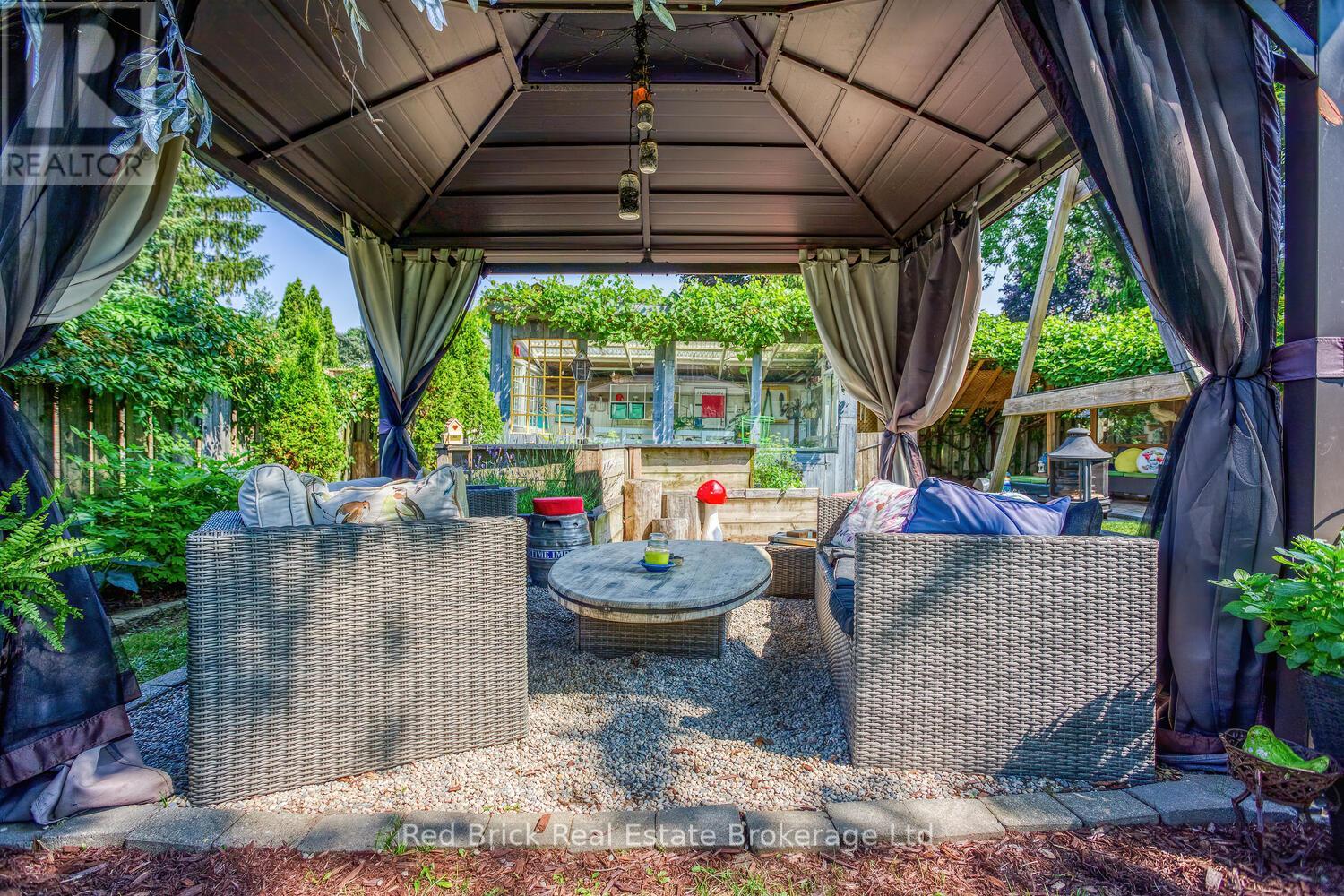 302 Ross Avenue, Kitchener, Ontario  N2A 1V6 - Photo 36 - X12560280