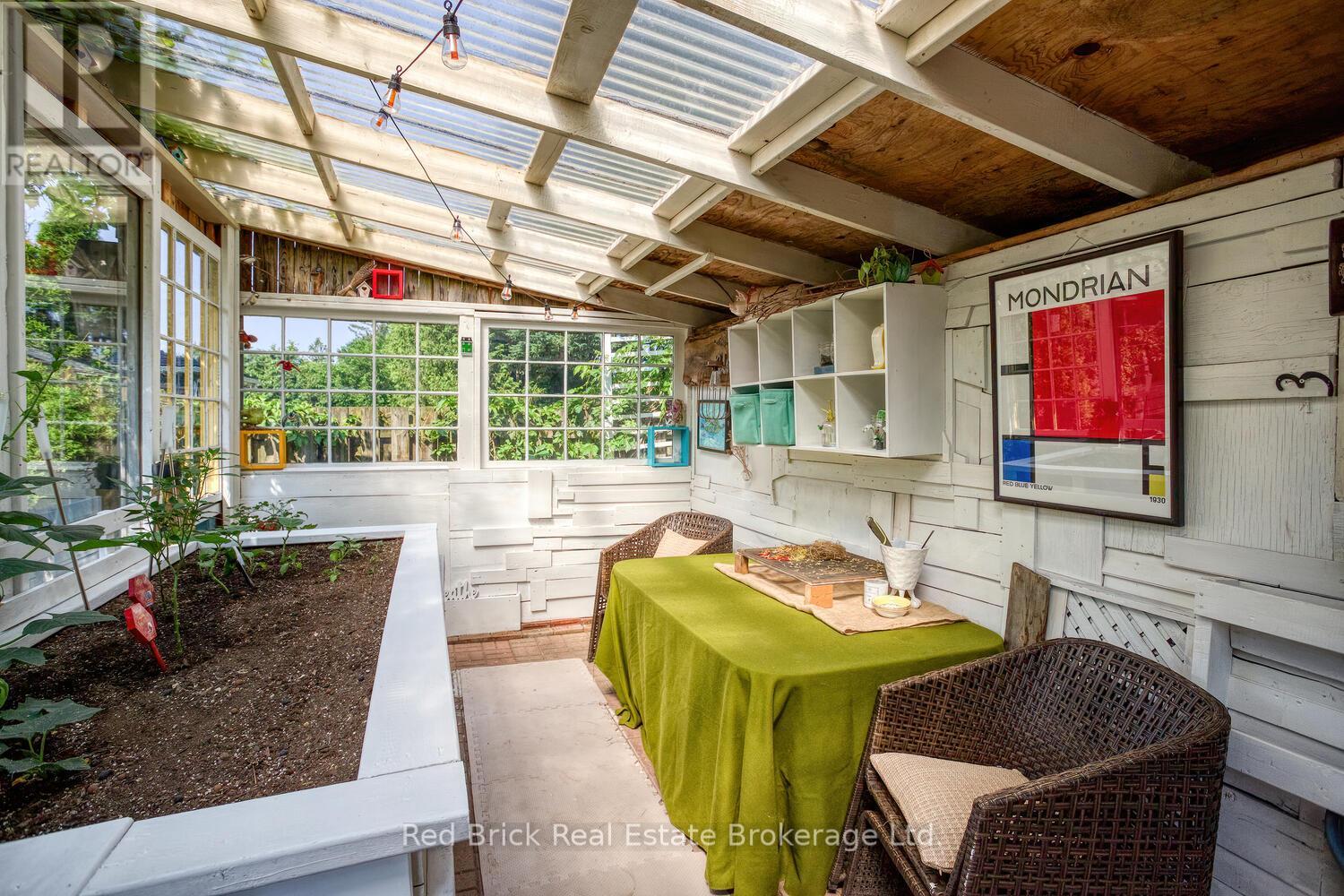 302 Ross Avenue, Kitchener, Ontario  N2A 1V6 - Photo 37 - X12560280