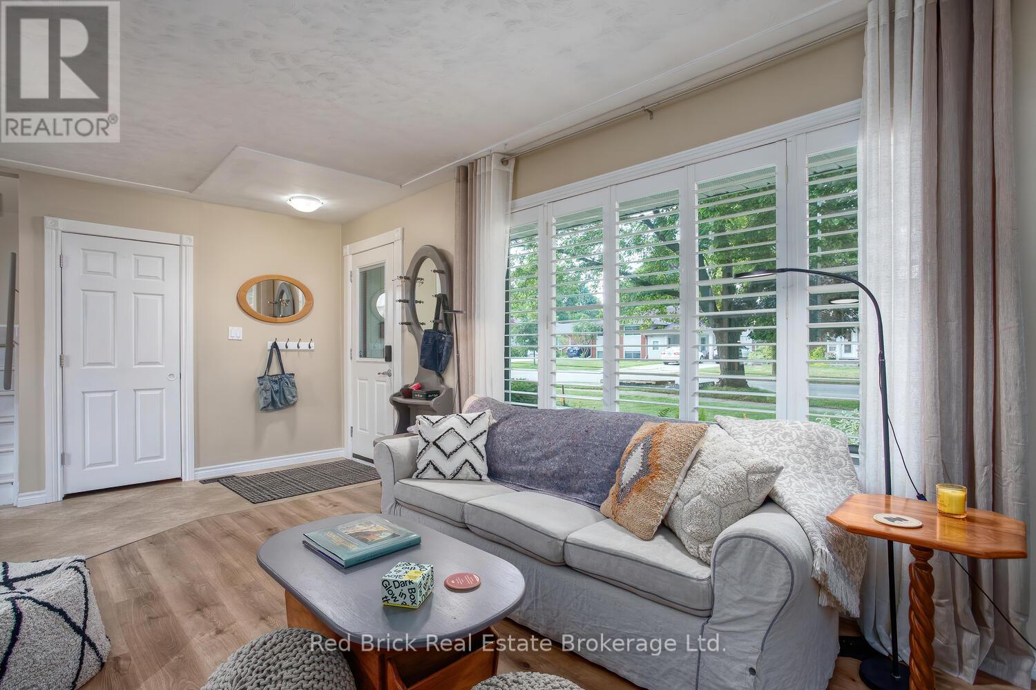 302 Ross Avenue, Kitchener, Ontario  N2A 1V6 - Photo 9 - X12560280