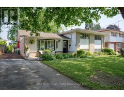 302 ROSS AVENUE, Kitchener, Ontario