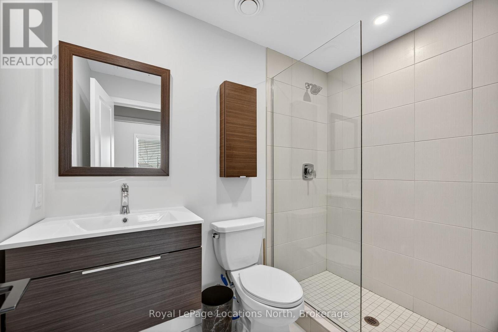 204 - 11 Beausoleil Lane, Blue Mountains, Ontario  L9Y 0H2 - Photo 26 - X12560392