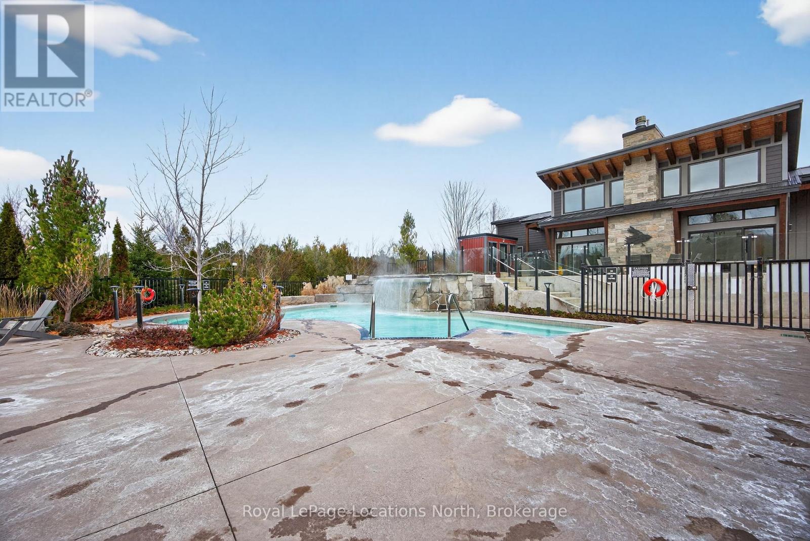 204 - 11 Beausoleil Lane, Blue Mountains, Ontario  L9Y 0H2 - Photo 37 - X12560392