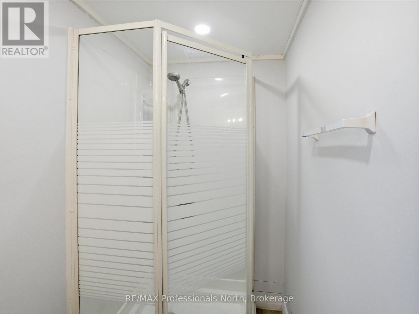 107 Brunel Road, Huntsville, Ontario  P1H 1R1 - Photo 11 - X12560408