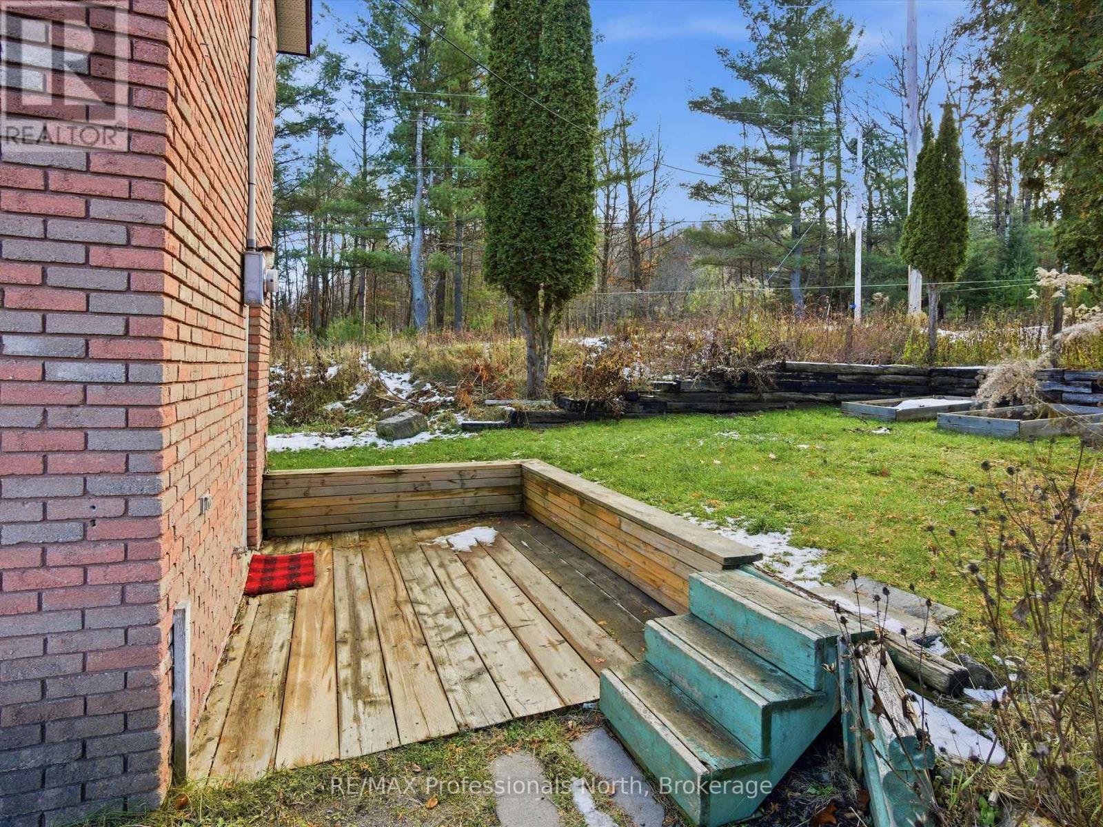 107 Brunel Road, Huntsville, Ontario  P1H 1R1 - Photo 17 - X12560408