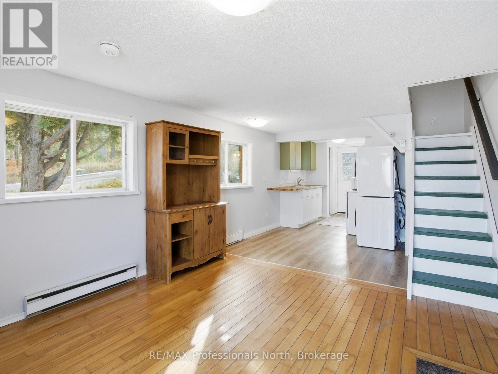 107 Brunel Road, Huntsville, Ontario  P1H 1R1 - Photo 7 - X12560408