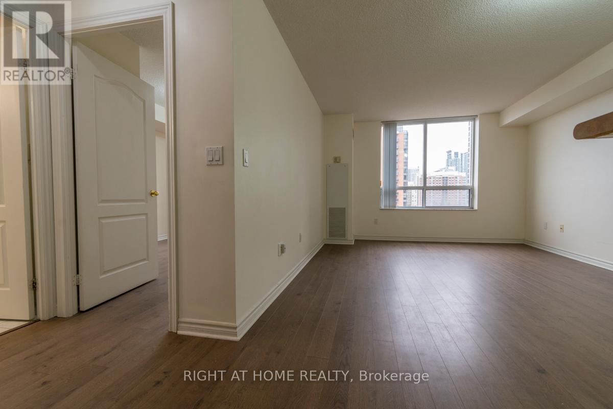 805 - 18 Sommerset Way, Toronto, Ontario  M2N 6X5 - Photo 12 - C12560286