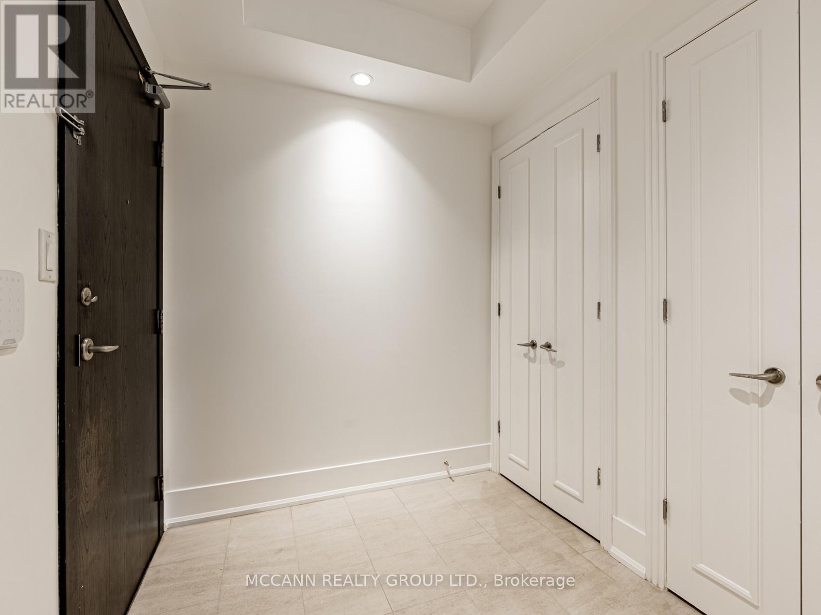 607 - 99 Avenue Road, Toronto, Ontario  M5R 2G5 - Photo 2 - C12560296