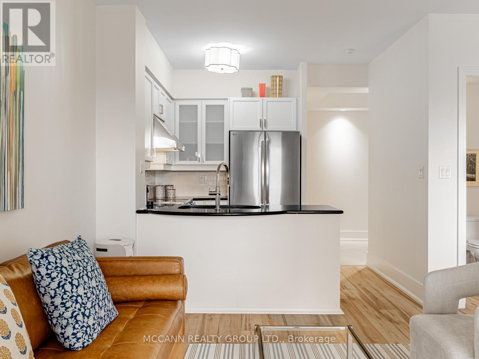 607 - 99 Avenue Road, Toronto, Ontario  M5R 2G5 - Photo 7 - C12560296