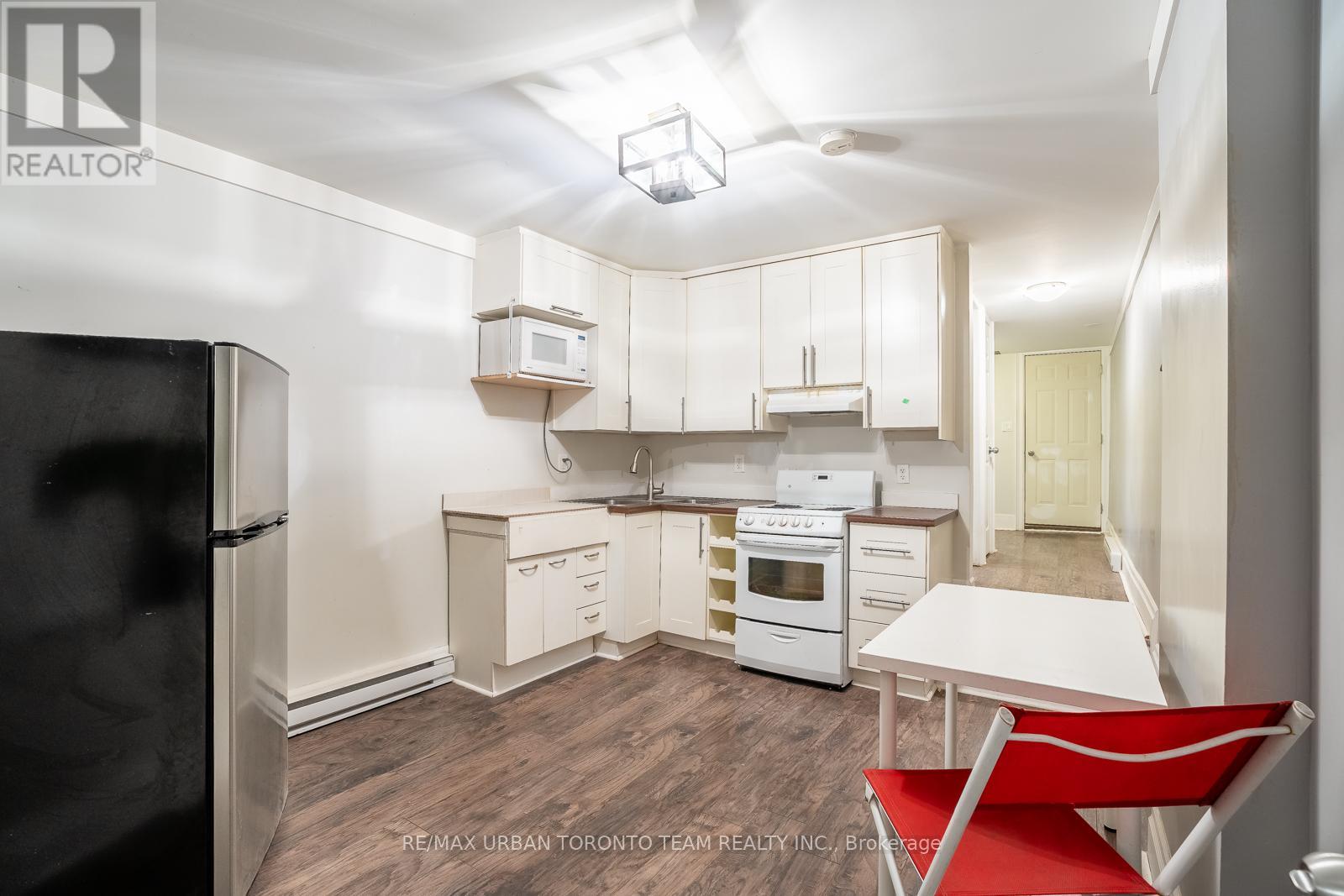 LOWER - 115A COXWELL AVENUE, Toronto, Ontario