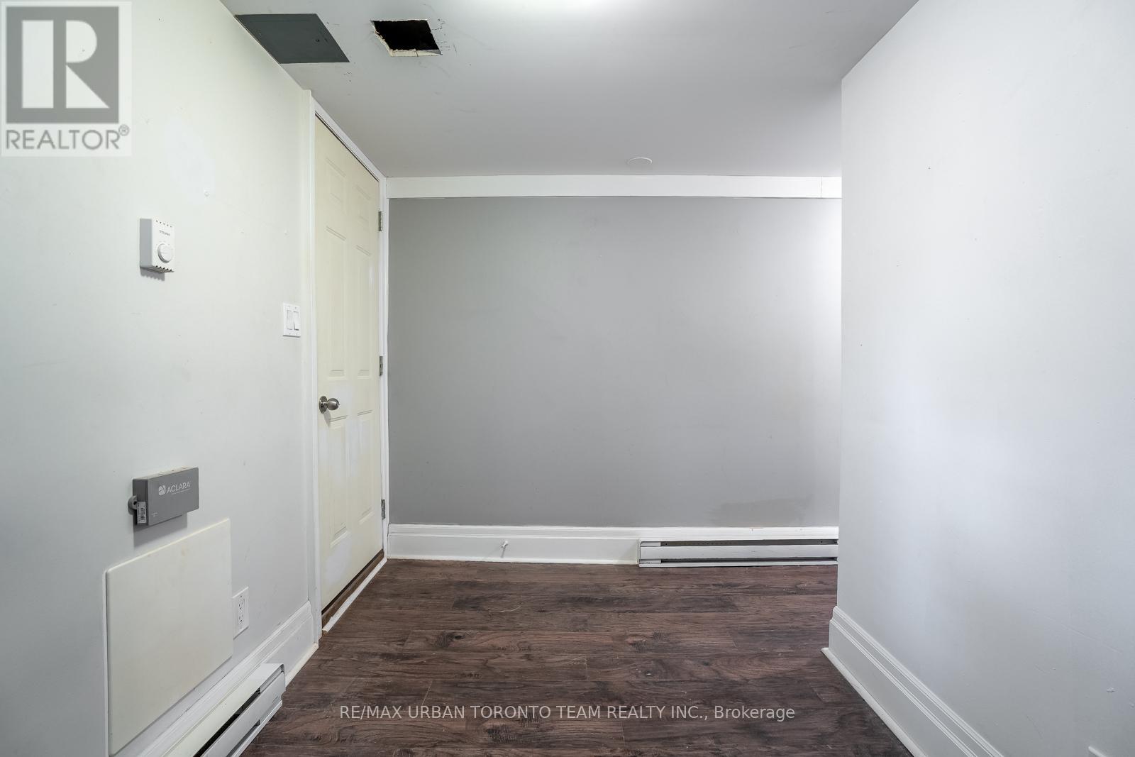 Lower - 115a Coxwell Avenue, Toronto, Ontario  M4L 3B3 - Photo 10 - E12560314