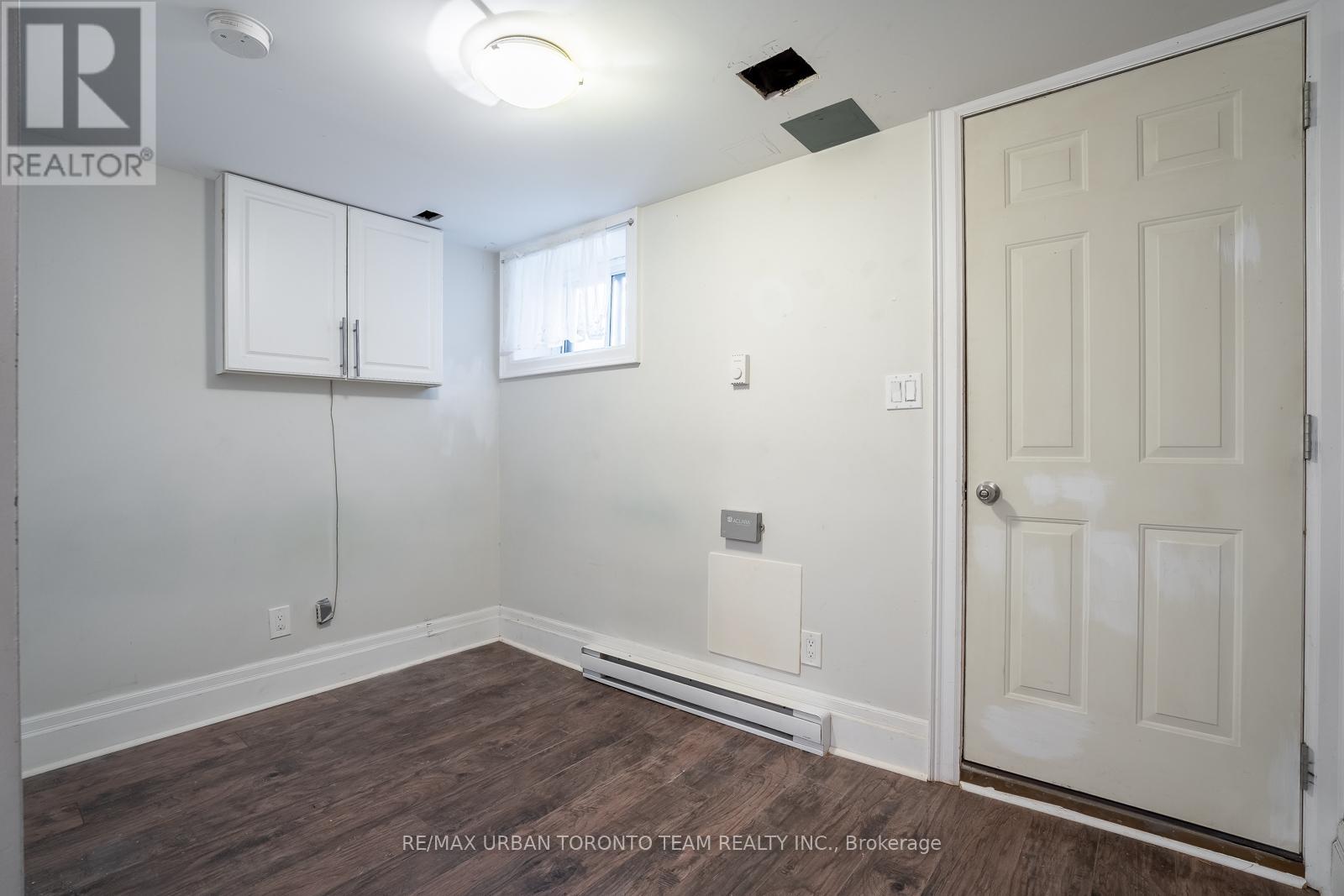 Lower - 115a Coxwell Avenue, Toronto, Ontario  M4L 3B3 - Photo 12 - E12560314