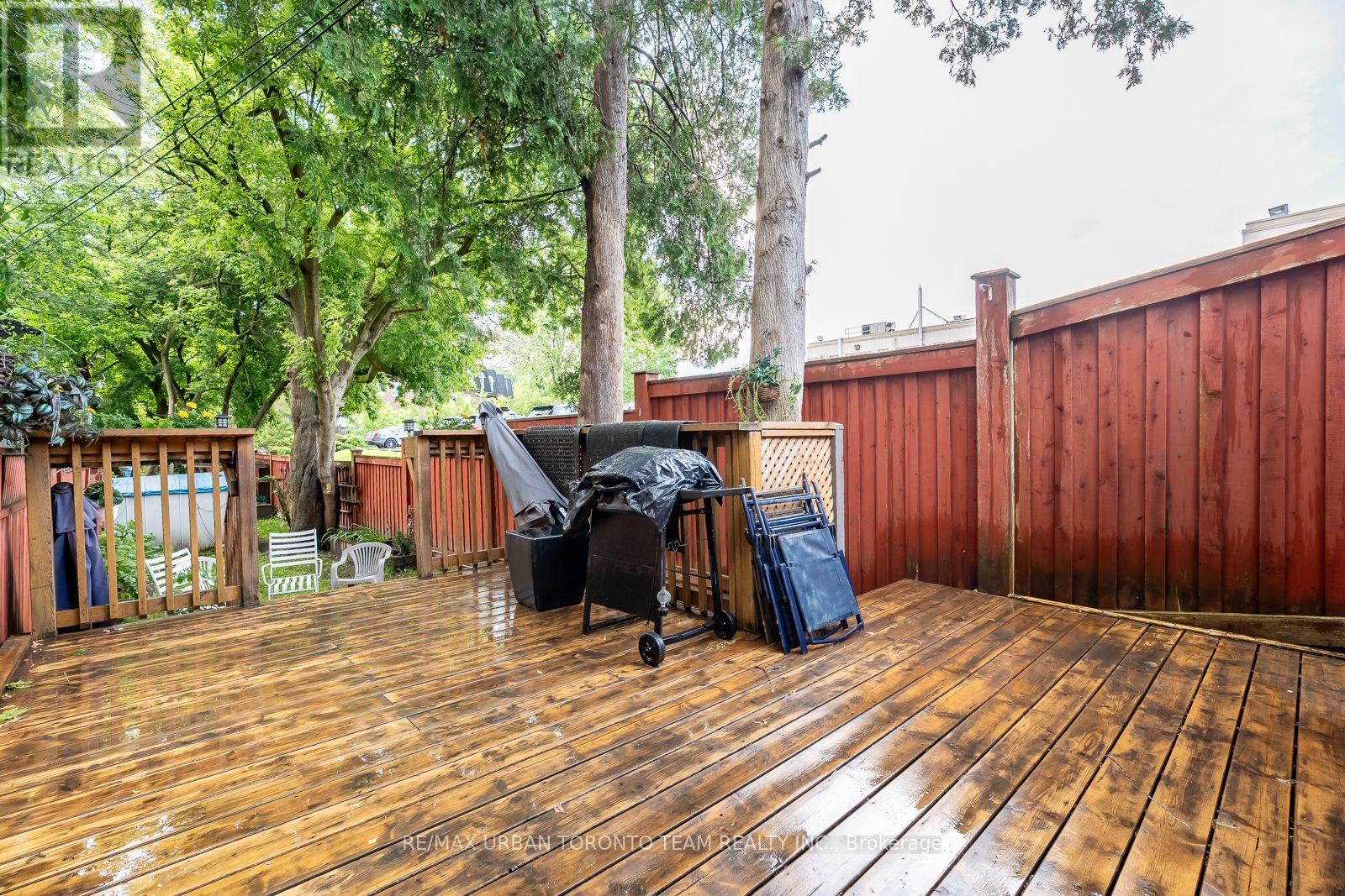 Lower - 115a Coxwell Avenue, Toronto, Ontario  M4L 3B3 - Photo 17 - E12560314