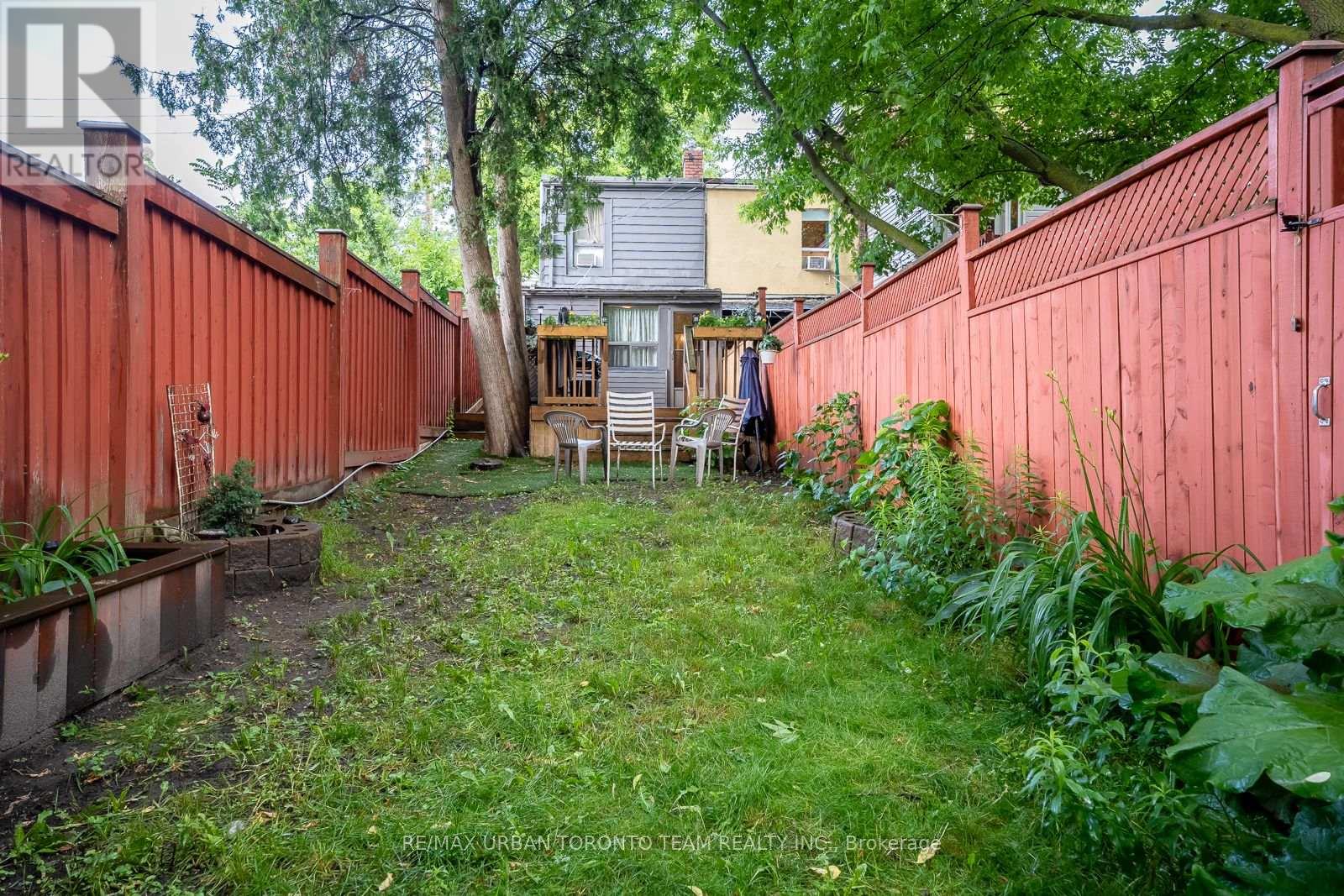 Lower - 115a Coxwell Avenue, Toronto, Ontario  M4L 3B3 - Photo 20 - E12560314