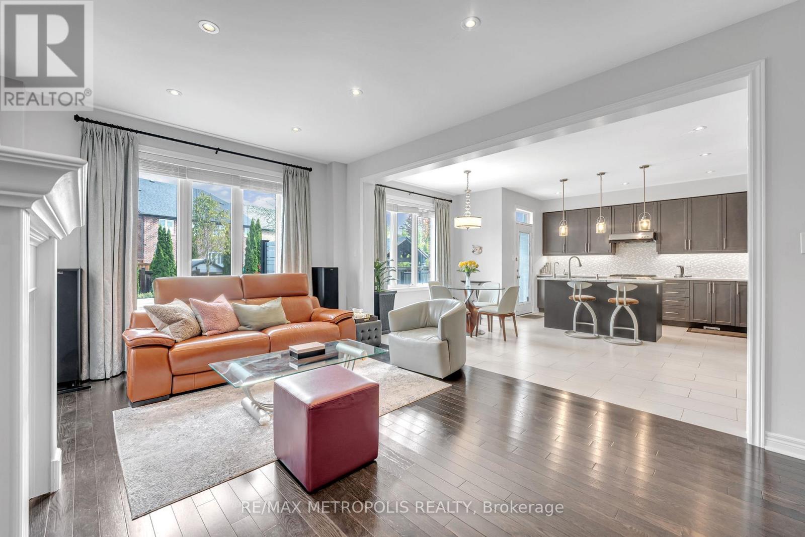 15 Rumbellow Crescent, Ajax, Ontario  L1T 0J9 - Photo 8 - E12560328