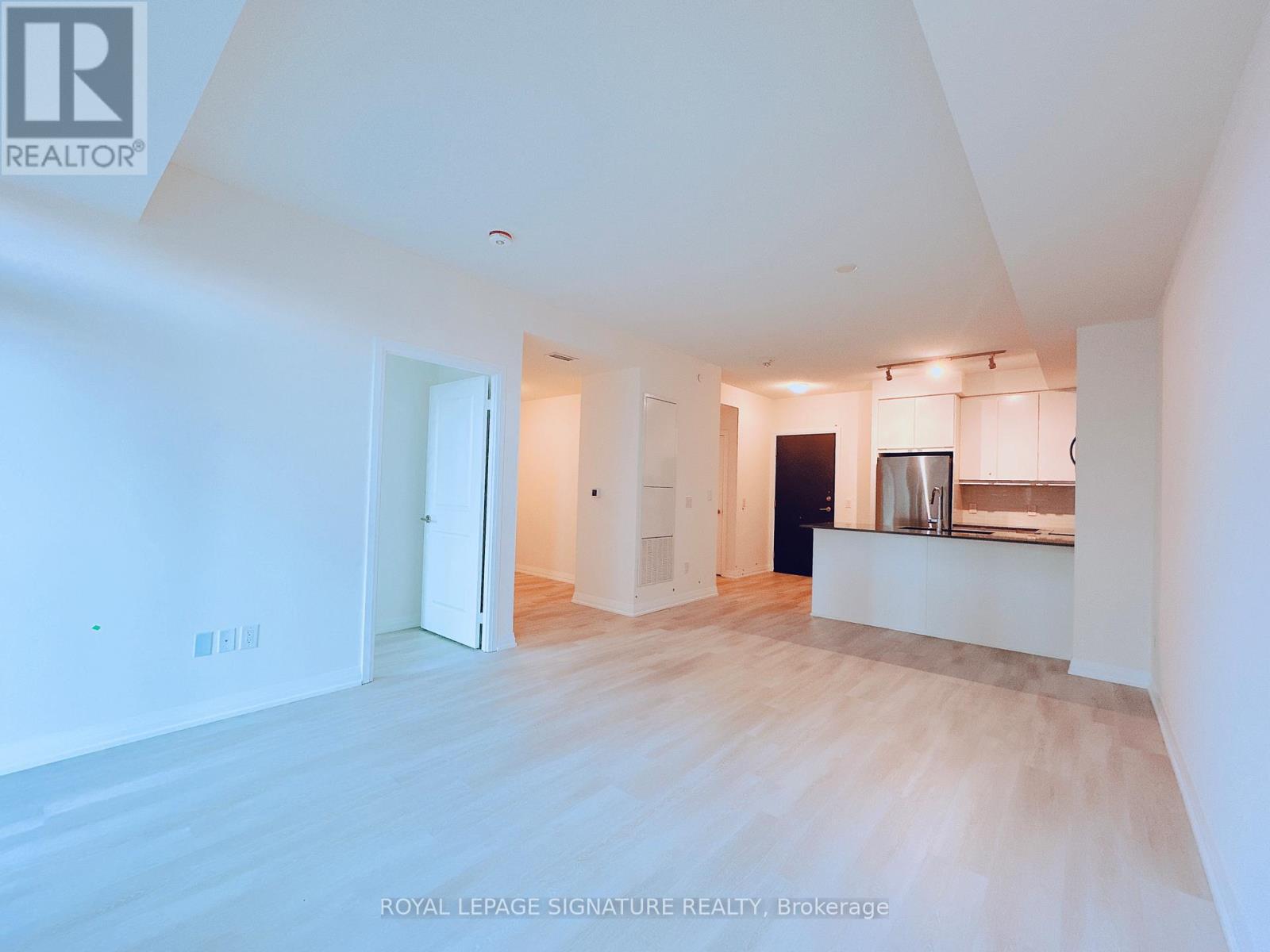 310 - 3260 SHEPPARD AVENUE E, Toronto, Ontario