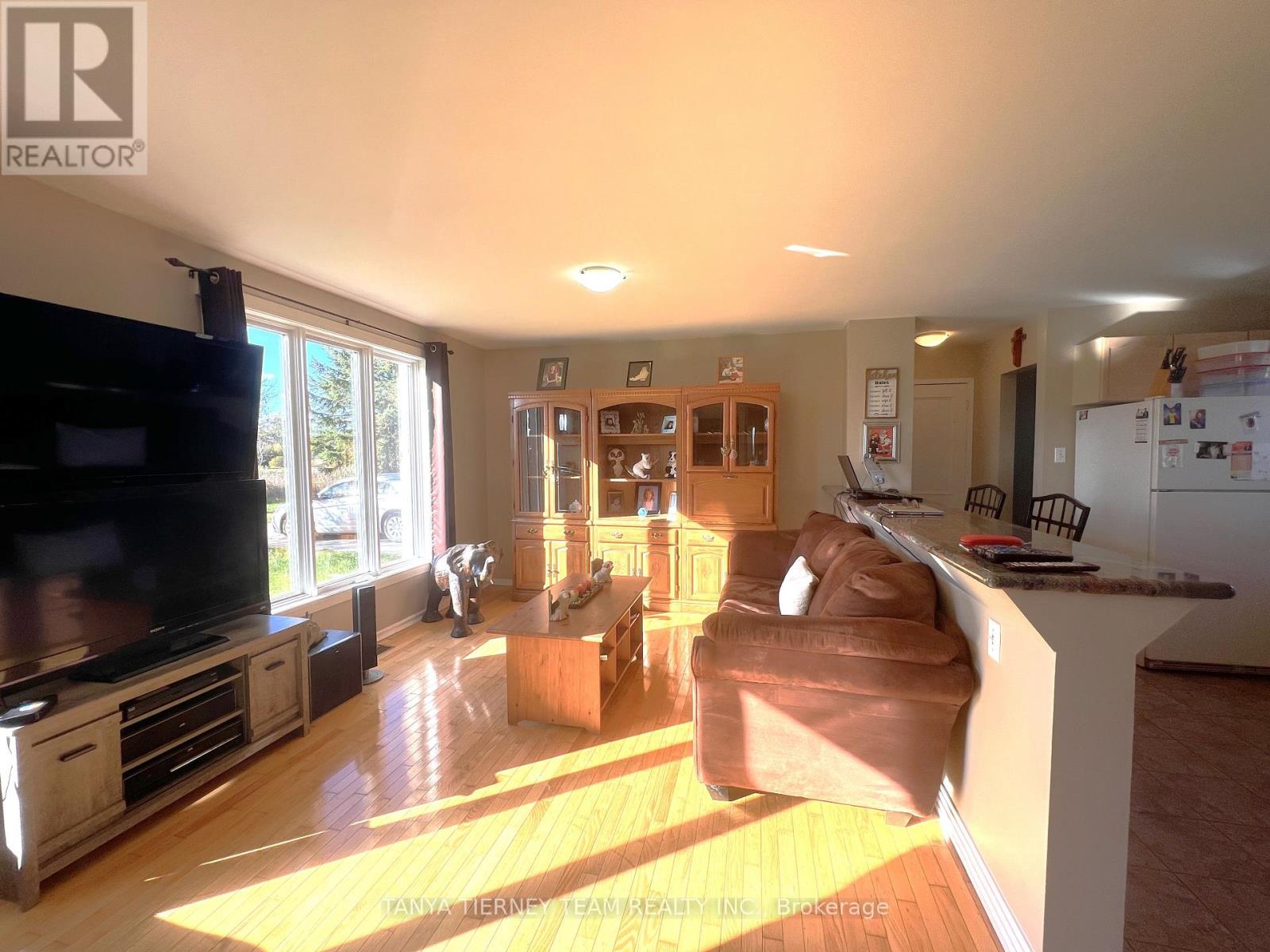 Main - 6783 Cochrane Street, Whitby, Ontario  L1M 1R4 - Photo 6 - E12560430