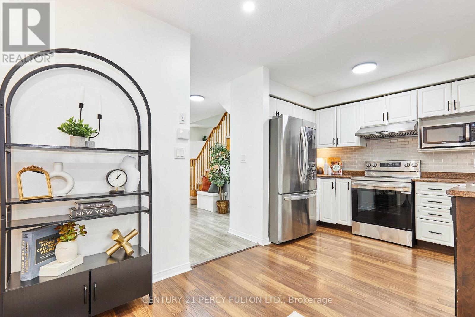 48 Bettina Place, Whitby, Ontario  L1R 0E9 - Photo 10 - E12560460