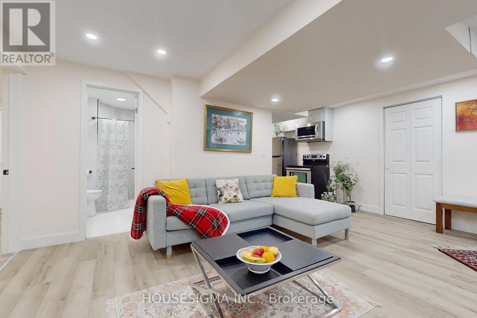 4 Mendys Forest, Aurora, Ontario  L4G 5A3 - Photo 32 - N12557704