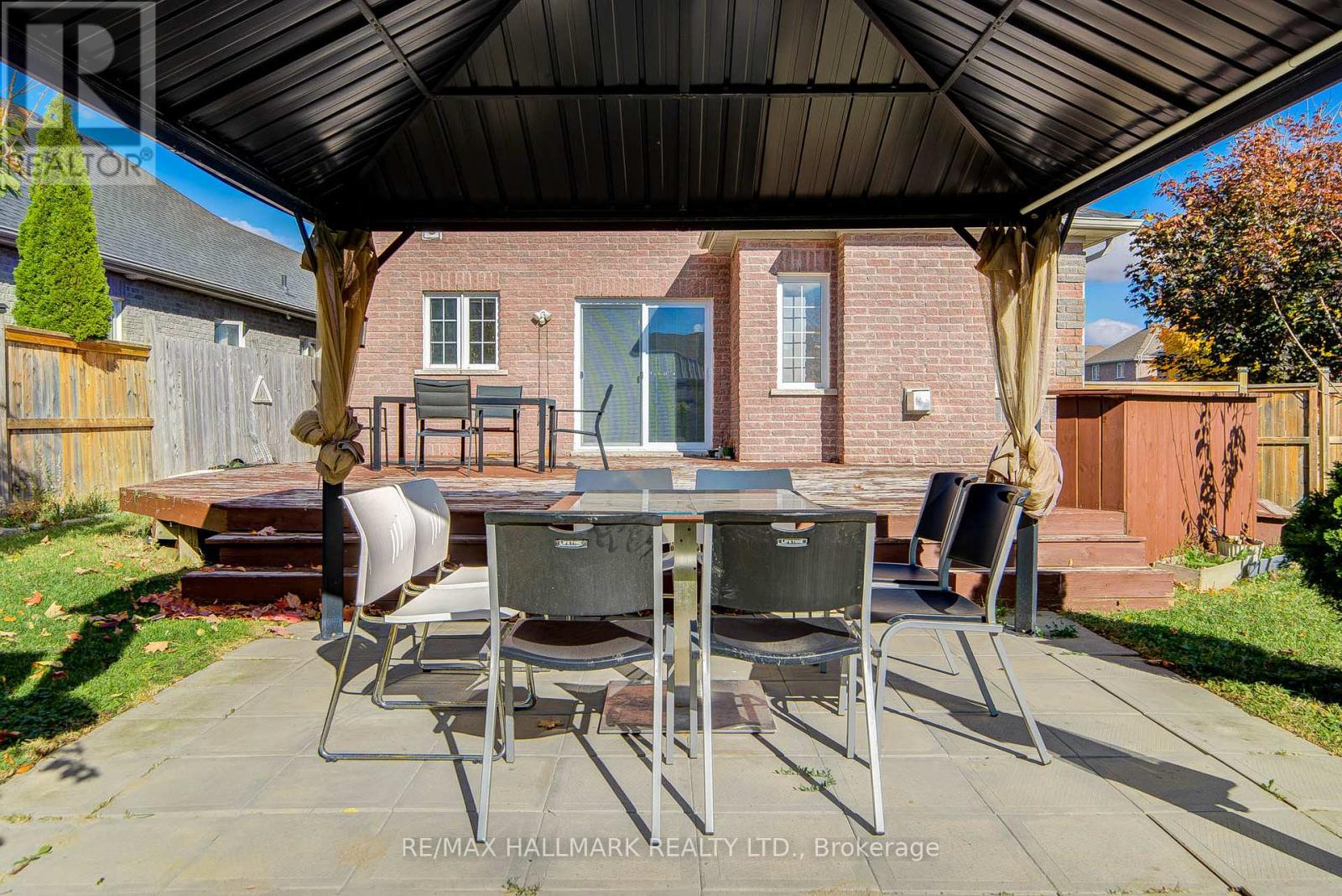 8 Glendower Crescent, Georgina, Ontario  L4P 0A5 - Photo 39 - N12560278