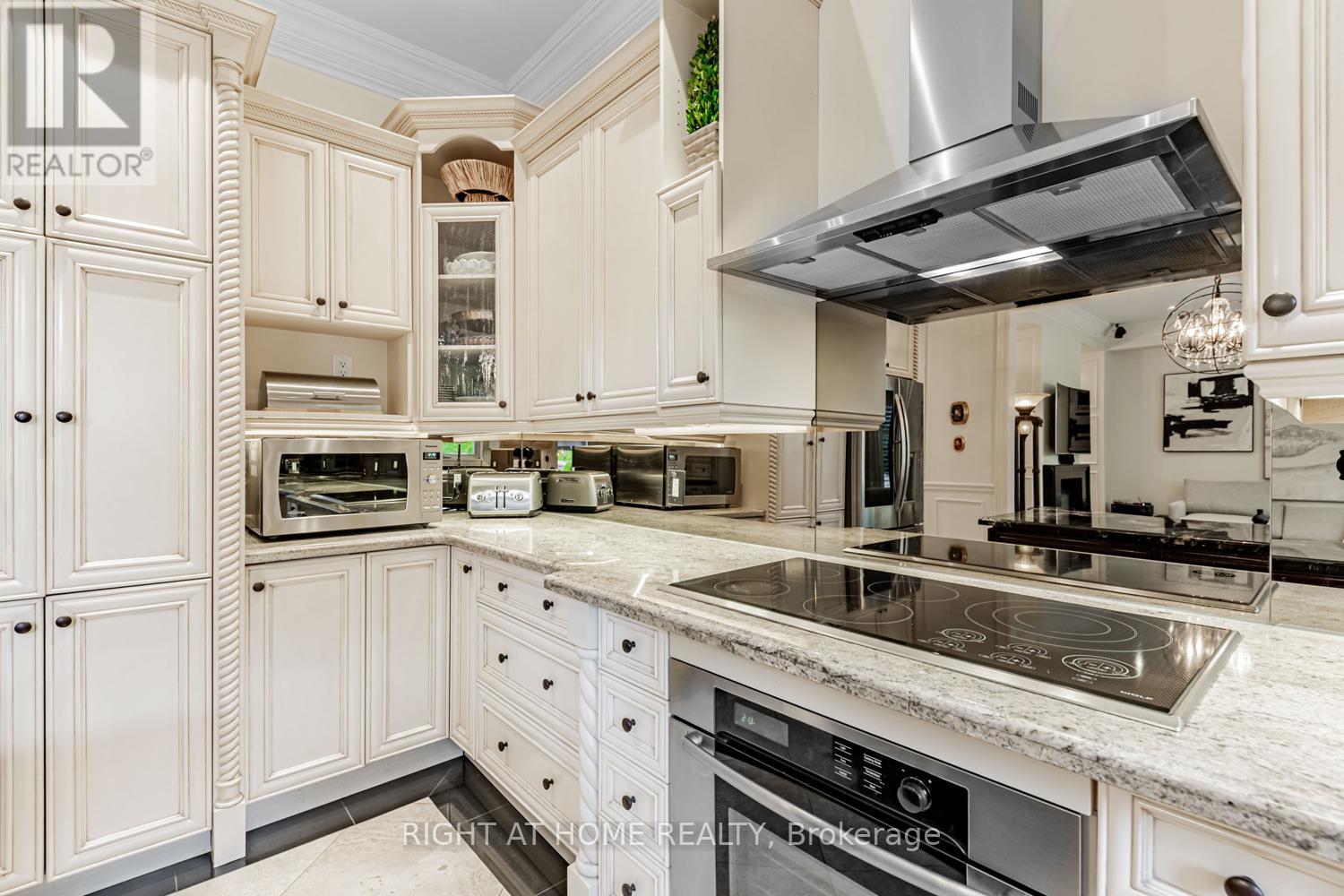 82 Rivermill Crescent, Vaughan, Ontario  L6A 0H4 - Photo 16 - N12560298