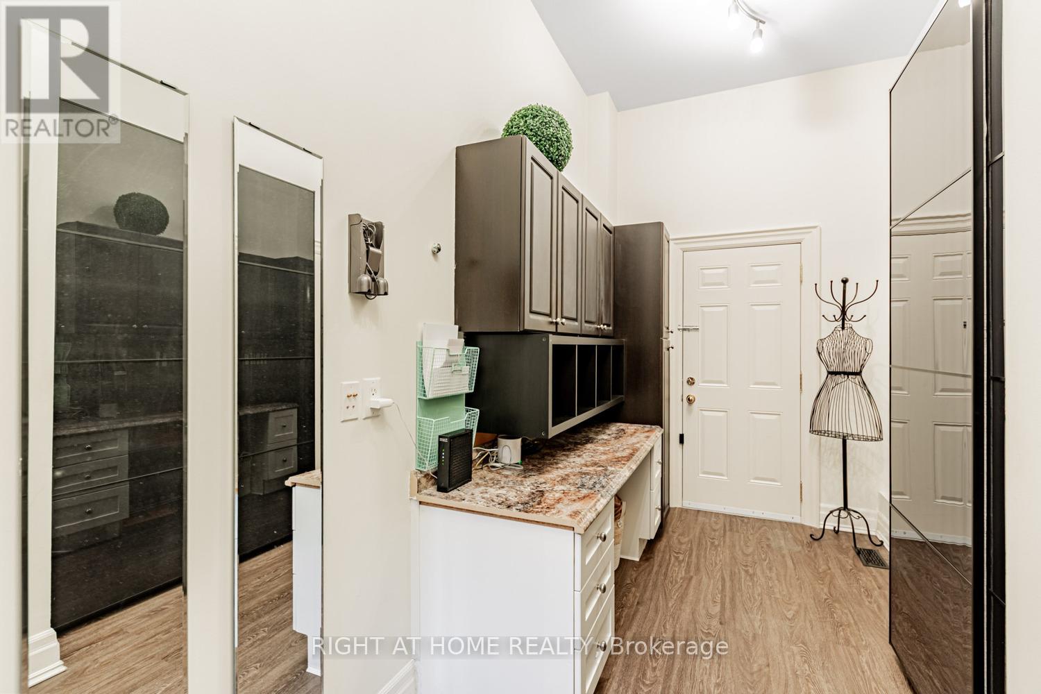 82 Rivermill Crescent, Vaughan, Ontario  L6A 0H4 - Photo 19 - N12560298