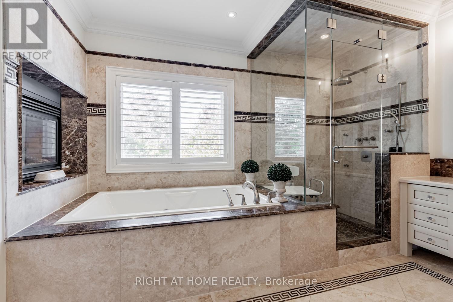 82 Rivermill Crescent, Vaughan, Ontario  L6A 0H4 - Photo 27 - N12560298