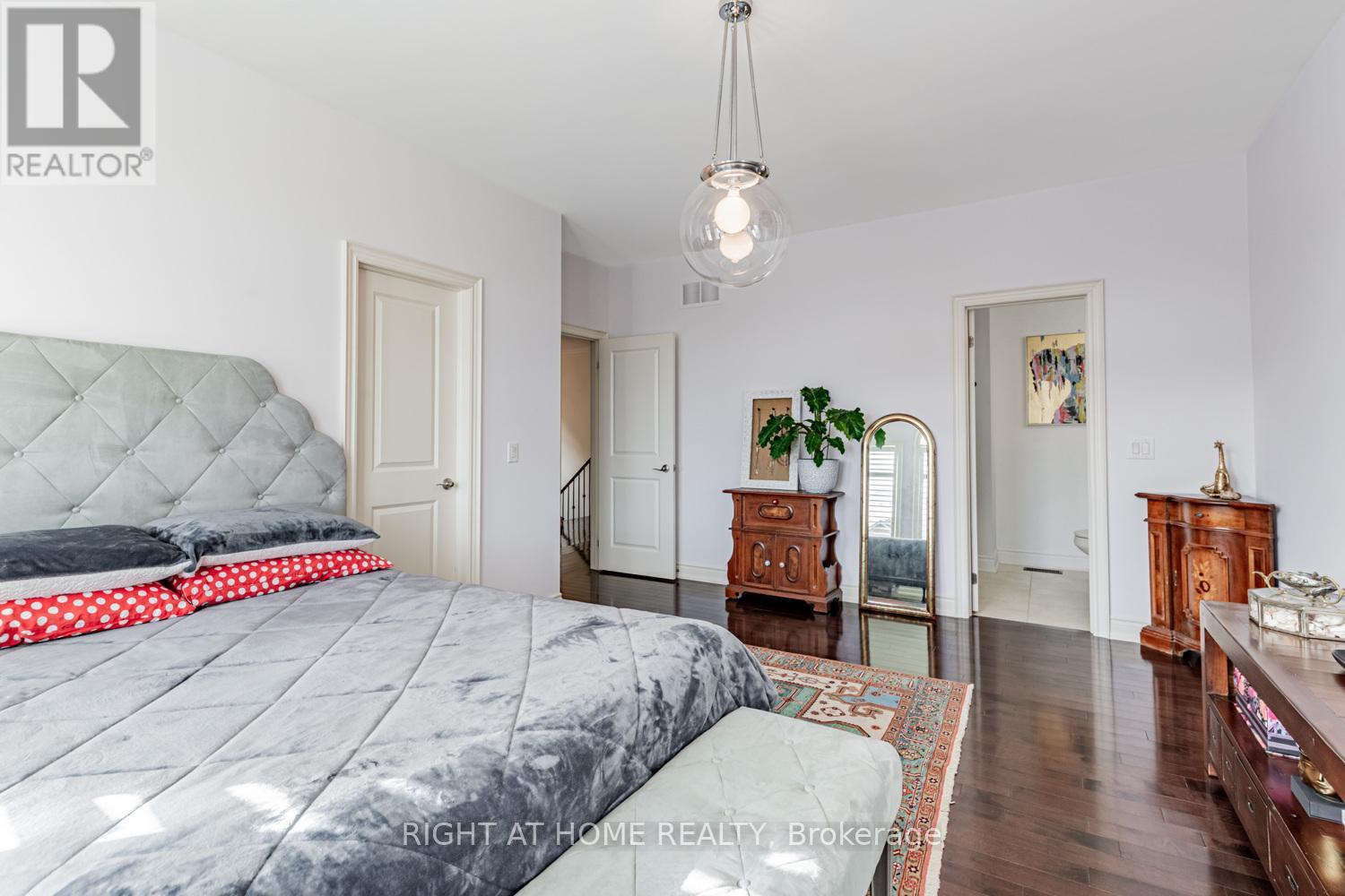 82 Rivermill Crescent, Vaughan, Ontario  L6A 0H4 - Photo 33 - N12560298