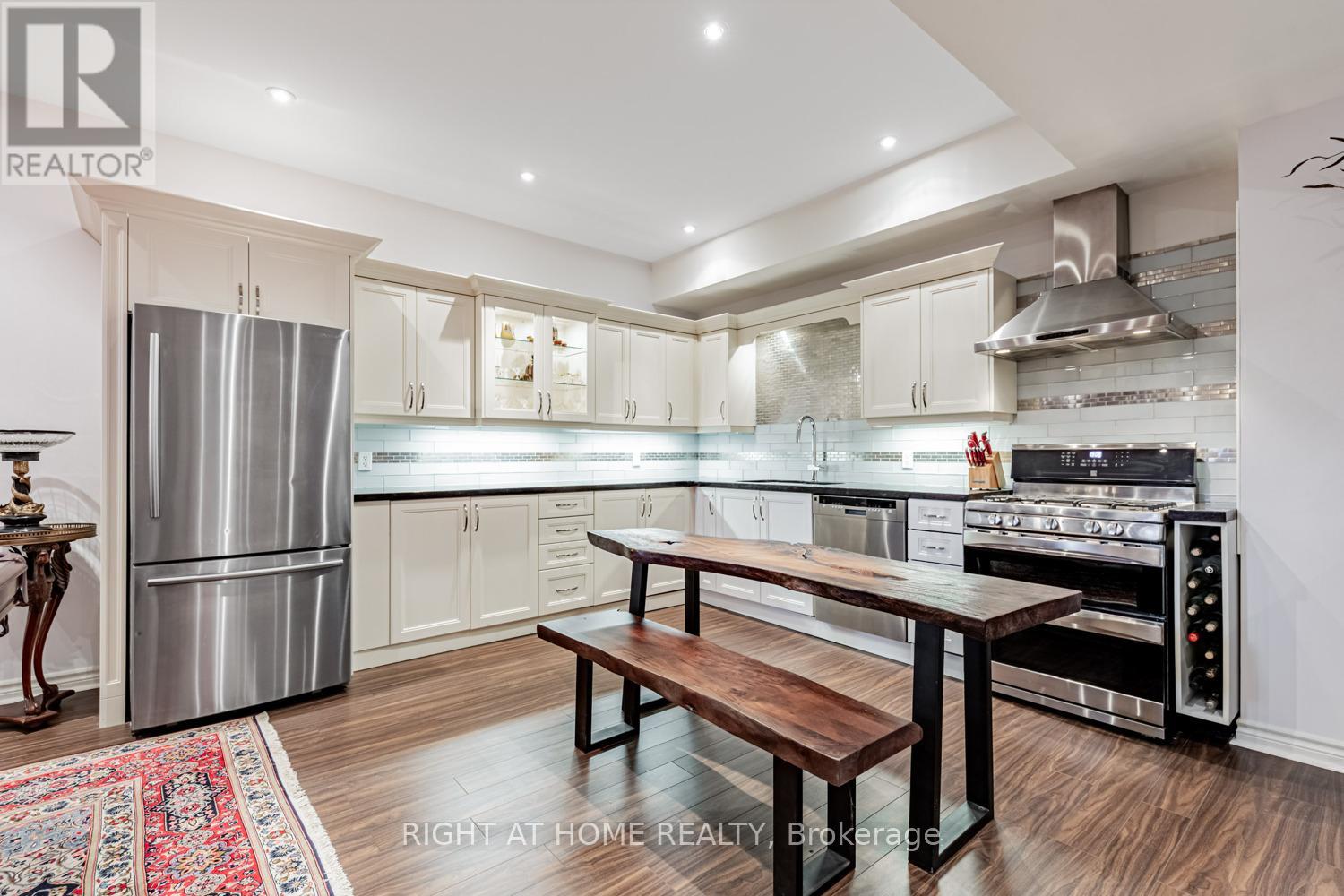 82 Rivermill Crescent, Vaughan, Ontario  L6A 0H4 - Photo 42 - N12560298