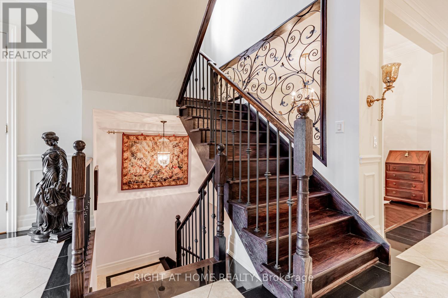 82 Rivermill Crescent, Vaughan, Ontario  L6A 0H4 - Photo 7 - N12560298