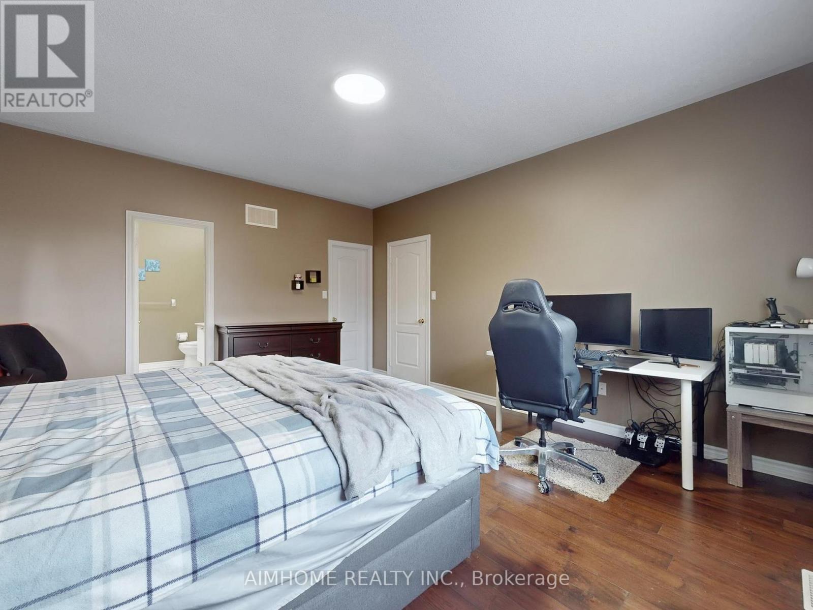 68 Wheelwright Drive, Richmond Hill, Ontario  L4E 5A1 - Photo 25 - N12560374