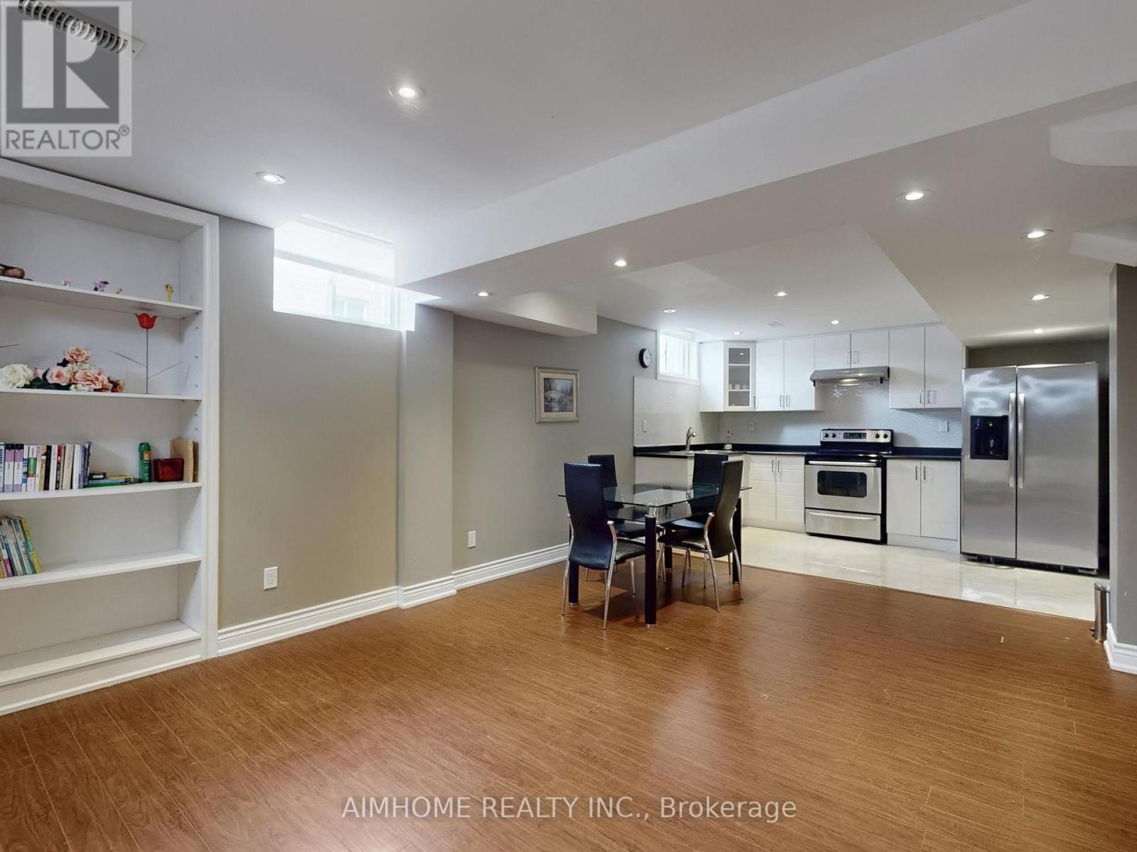 68 Wheelwright Drive, Richmond Hill, Ontario  L4E 5A1 - Photo 40 - N12560374