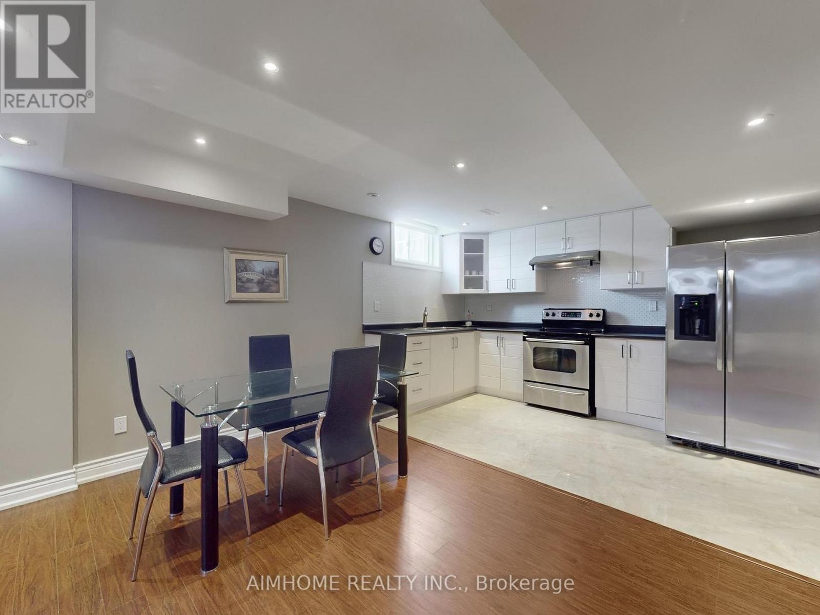 68 Wheelwright Drive, Richmond Hill, Ontario  L4E 5A1 - Photo 41 - N12560374