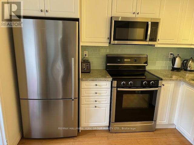 119 John West Way, Aurora, Ontario  L4G 7E3 - Photo 8 - N12560384