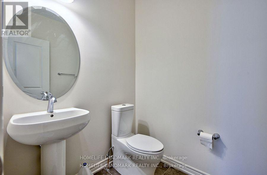 99 Beckett Avenue, East Gwillimbury, Ontario  L9N 0S6 - Photo 7 - N12560390