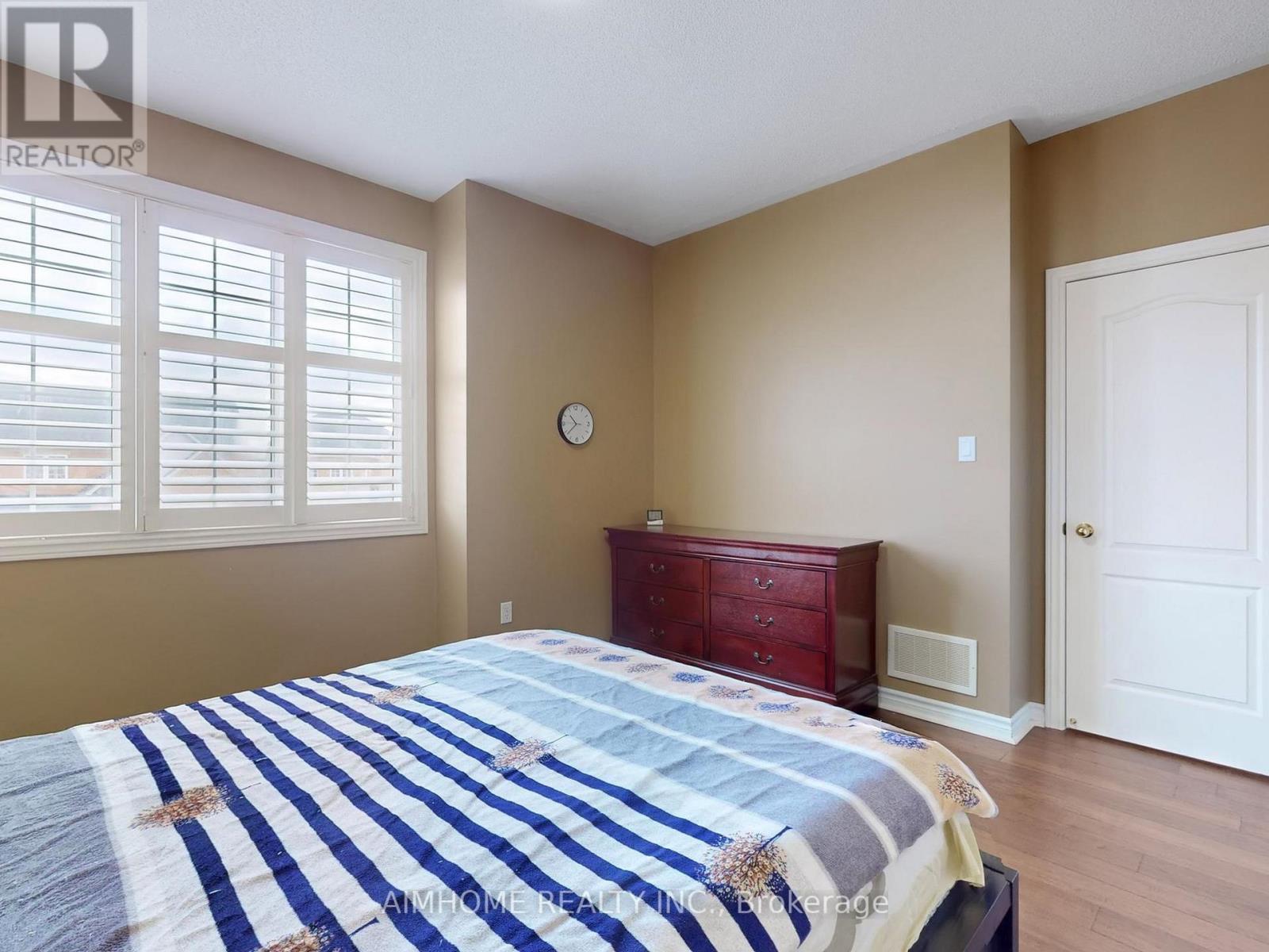 68 Wheelwright Drive, Richmond Hill, Ontario  L4E 5A1 - Photo 36 - N12560438